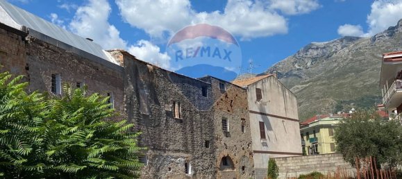 Casa de 7 dormitorios en Formia, Italy No. 363736 2