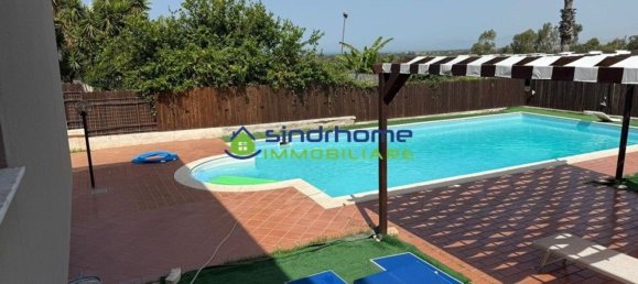 270m² Building in Giugliano in Campania, Italy No. 265119 2