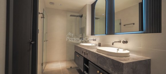 5 bedrooms Cafe / restaurant in Pattaya, Thailand No. 22978 8