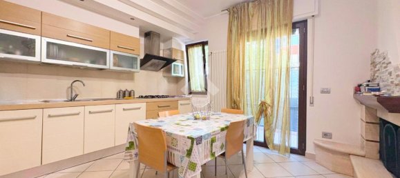 3 Schlafzimmer Wohnung in Silvi, Italy, Nr. 283718 5