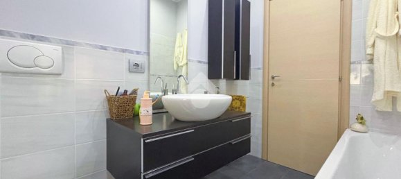 3 Schlafzimmer Wohnung in Silvi, Italy, Nr. 283718 13