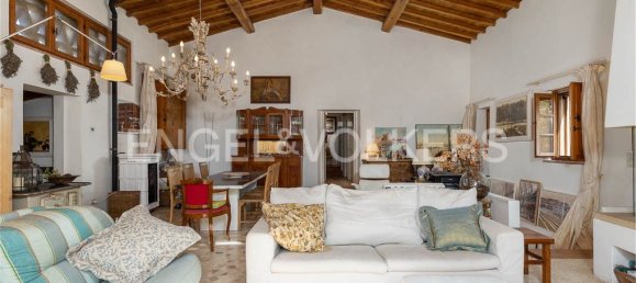 Квартира с 3 спальнями в Барберино Таварнелле, Италия № 128078 6