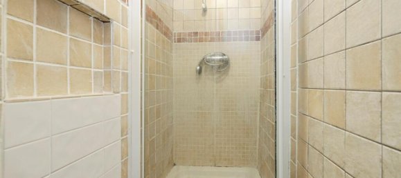 4 bedrooms Commercial property in Borehamwood, United Kingdom No. 6194 31