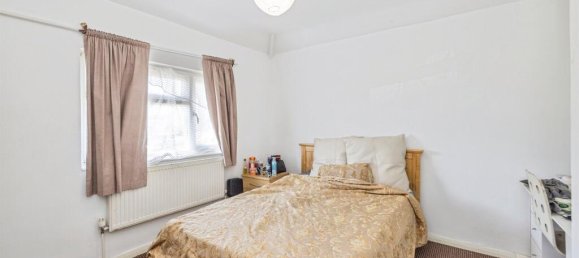 4 bedrooms Commercial property in Borehamwood, United Kingdom No. 6194 5