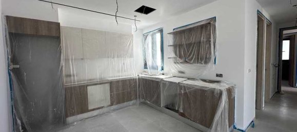 2 bedrooms Penthouse in Limassol, Cyprus No. 11067 8