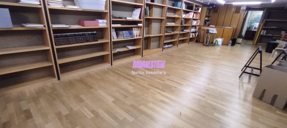 160m² Commercial property in Badalona, Spain No. 106460 6