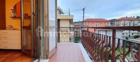 5 bedrooms Apartment in Pietra Ligure, Italy No. 133998 12