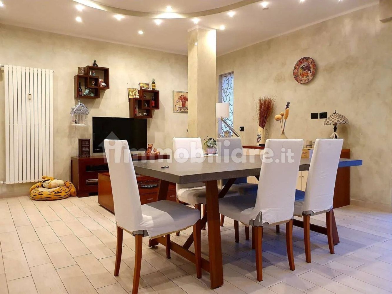 5 bedrooms Apartment in Pietra Ligure, Italy No. 133998