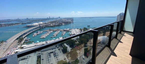 1 dormitorio propiedad comercial en alquiler en Miami, Miami-Dade, Florida, USA № 615067 11
