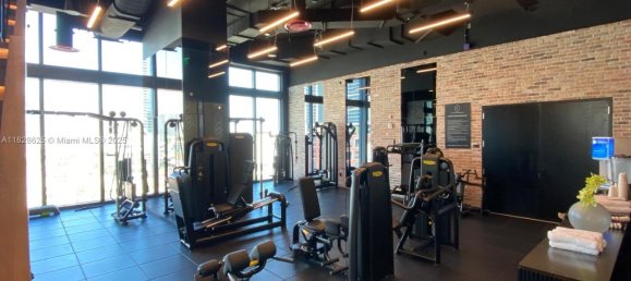 1 dormitorio propiedad comercial en alquiler en Miami, Miami-Dade, Florida, USA № 615067 20