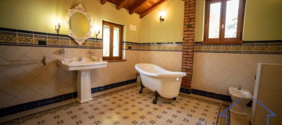 5 chambres Villa à Novi di Modena, Italy No. 268396 16