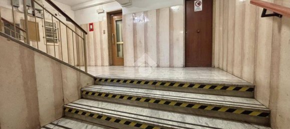 Apartamento de 4 dormitorios en Naples, Italy No. 311727 16