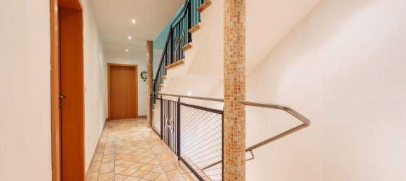 2-salle Appartement à Wolfsberg, Austria No. 189574 8