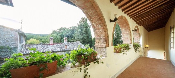 Villa de 34 dormitorios en Casole d'Elsa, Italy No. 57746 5