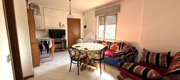 Apartamento de 2 dormitorios en Cologno al Serio, Italy No. 81920 2