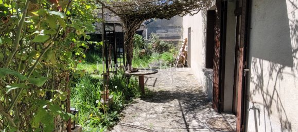 1 Schlafzimmer Haus in Uzay-le-Venon, France, Nr. 74528 2