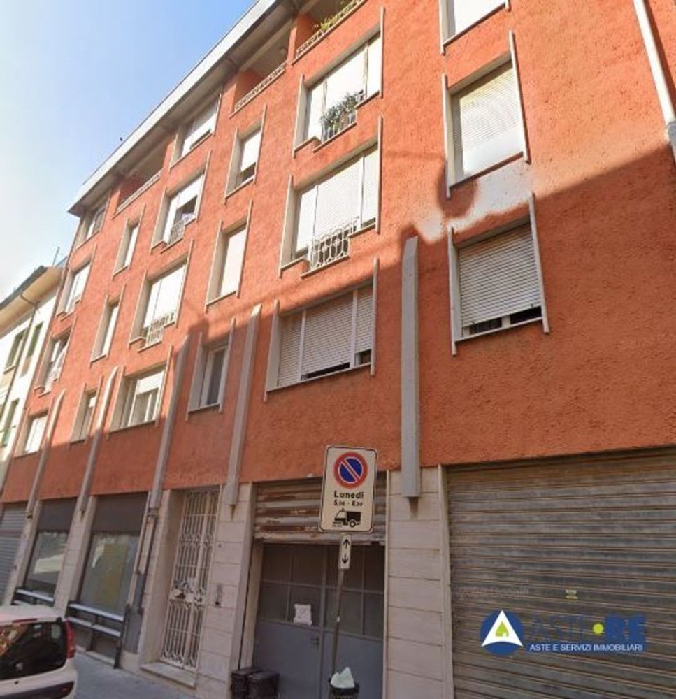 Квартира с 4 комнатами в Понтедера, Италия № 277384