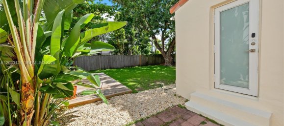 3 dormitorios villa en alquiler en Miami, Miami-Dade, Florida, USA № 614976 8