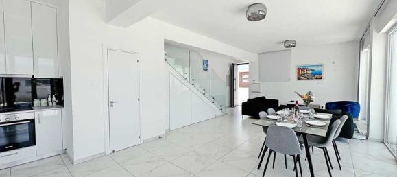 Casa de 3 dormitorios en Pyla, Cyprus No. 7111 4