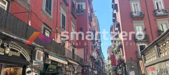 1 bedroom Apartment in Naples, Italy No. 301294 2