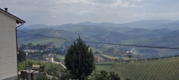 4 bedrooms Apartment in Mogliano, Italy No. 19363 13