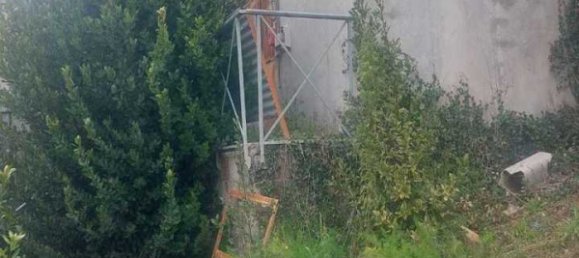 4 bedrooms Apartment in Mogliano, Italy No. 19363 7