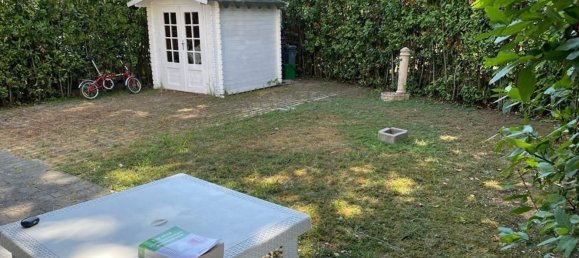 8 rooms Villa in Montignoso, Italy No. 48022 6