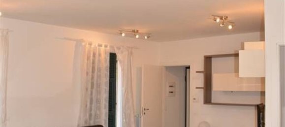 7 rooms House in La Spezia, Italy No. 216260 15