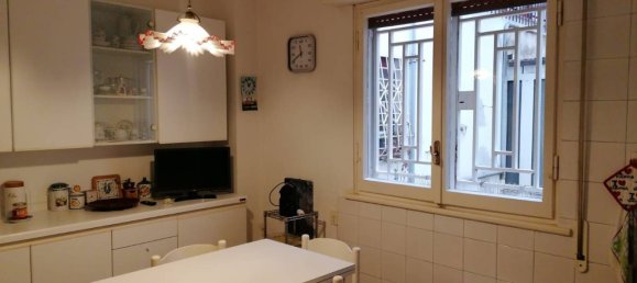 2 bedrooms Apartment in Rome, Italy No. 349934 3