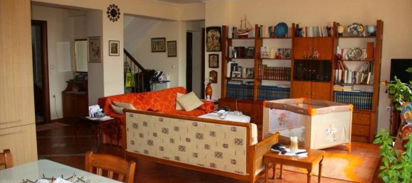 5 bedrooms Villa in Thessaloniki, Greece No. 1348 3