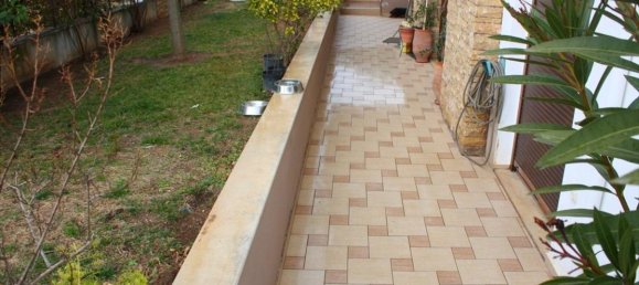 5 bedrooms Villa in Thessaloniki, Greece No. 1348 8