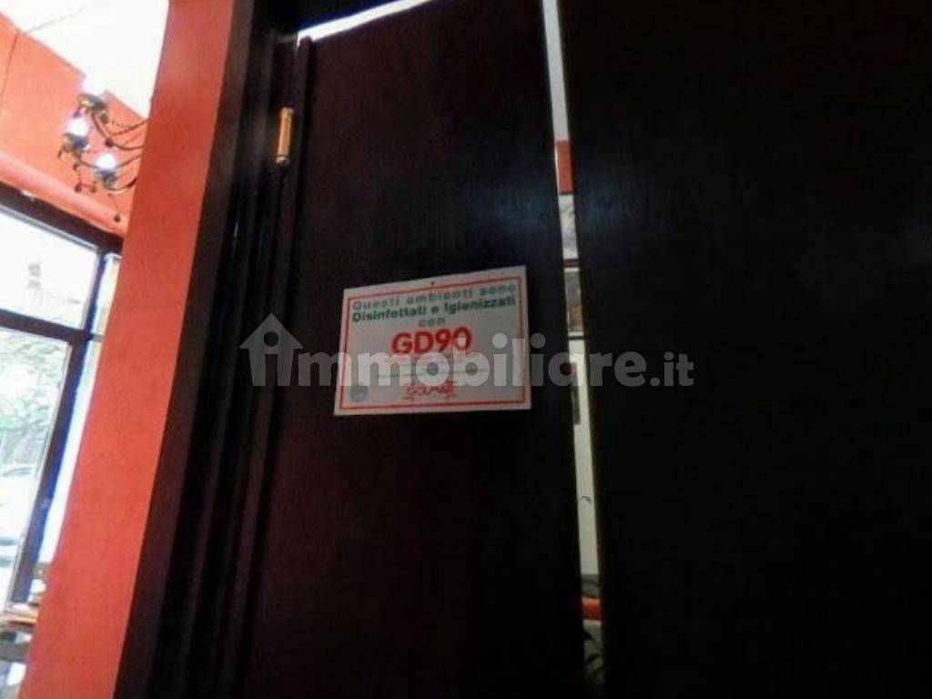 4 bedrooms Apartment in Rome, Italy No. 189612