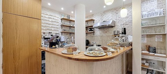 Коммерческая недвижимость 211м² в Париж, Франция № 162936 3