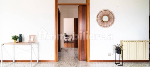 Квартира с 2 спальнями в Конкордия Саджиттария, Италия № 280884 5