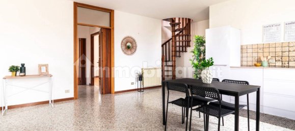 Квартира с 2 спальнями в Конкордия Саджиттария, Италия № 280884 4