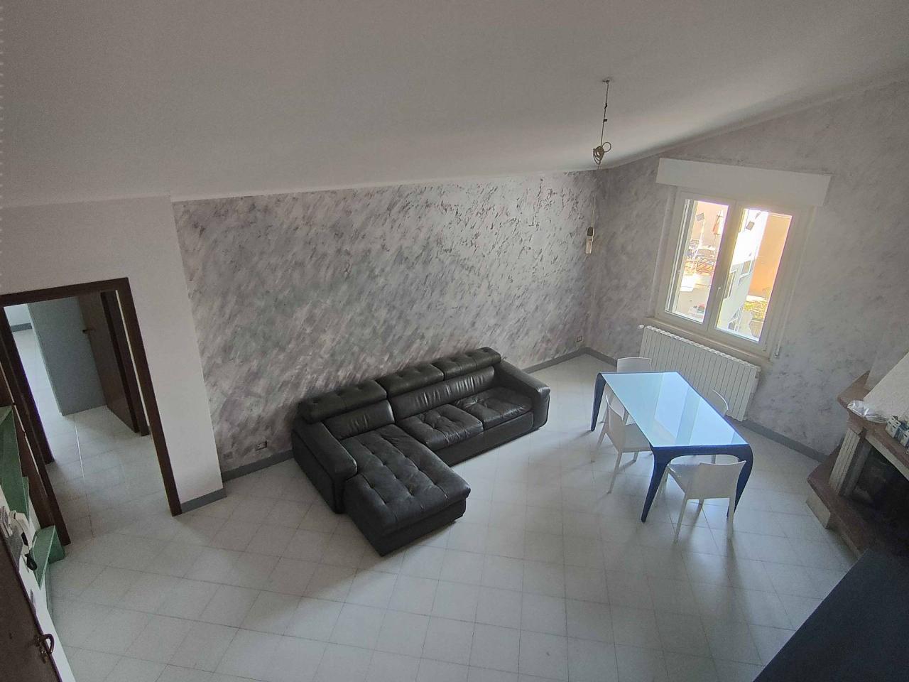 4 rooms Apartment in Acquaviva Picena, Italy No. 137561