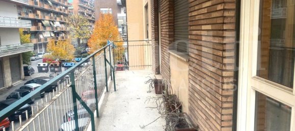 4 rooms Apartment in Rome, Italy No. 142773 14