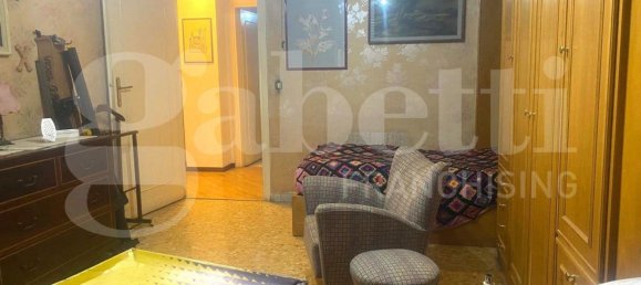 4 rooms Apartment in Rome, Italy No. 142773 8