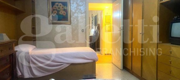 4 rooms Apartment in Rome, Italy No. 142773 10