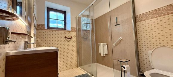 6 bedrooms House in Sarthe, France No. 290385 4