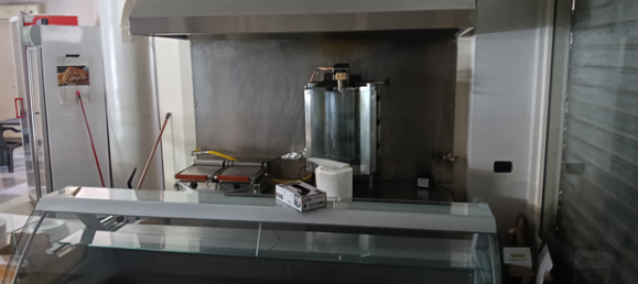 100m² Commercial property in Massafra, Italy No. 288893 2