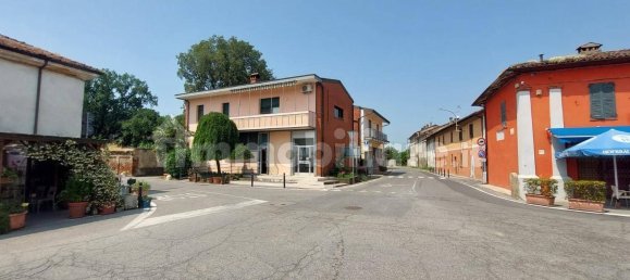 174m² Commercial property in Lombardy, Italy No. 312287 10