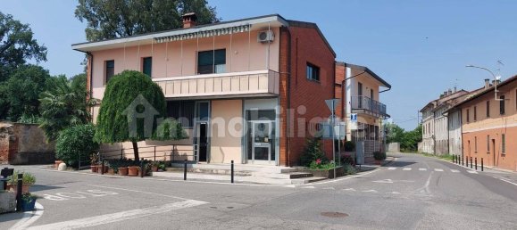 174m² Commercial property in Lombardy, Italy No. 312287 9