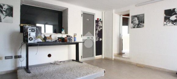 Garaje de 2 habitaciónes en Trapani, Italy No. 69800 6