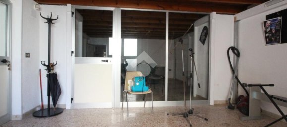 Garaje de 2 habitaciónes en Trapani, Italy No. 69800 13