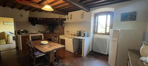 Villa de 15 habitaciónes en Terranuova Bracciolini, Italy No. 270688 24