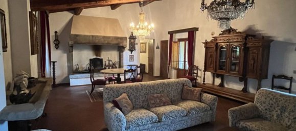 Villa de 15 habitaciónes en Terranuova Bracciolini, Italy No. 270688 11