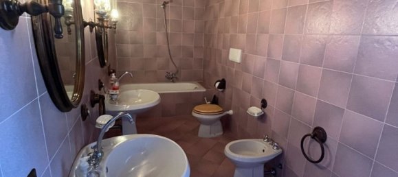 Villa de 15 habitaciónes en Terranuova Bracciolini, Italy No. 270688 41