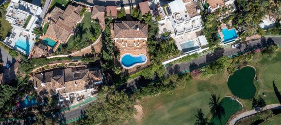 6 Schlafzimmer Villa in El Herrojo, Spain, Nr. 3077 24