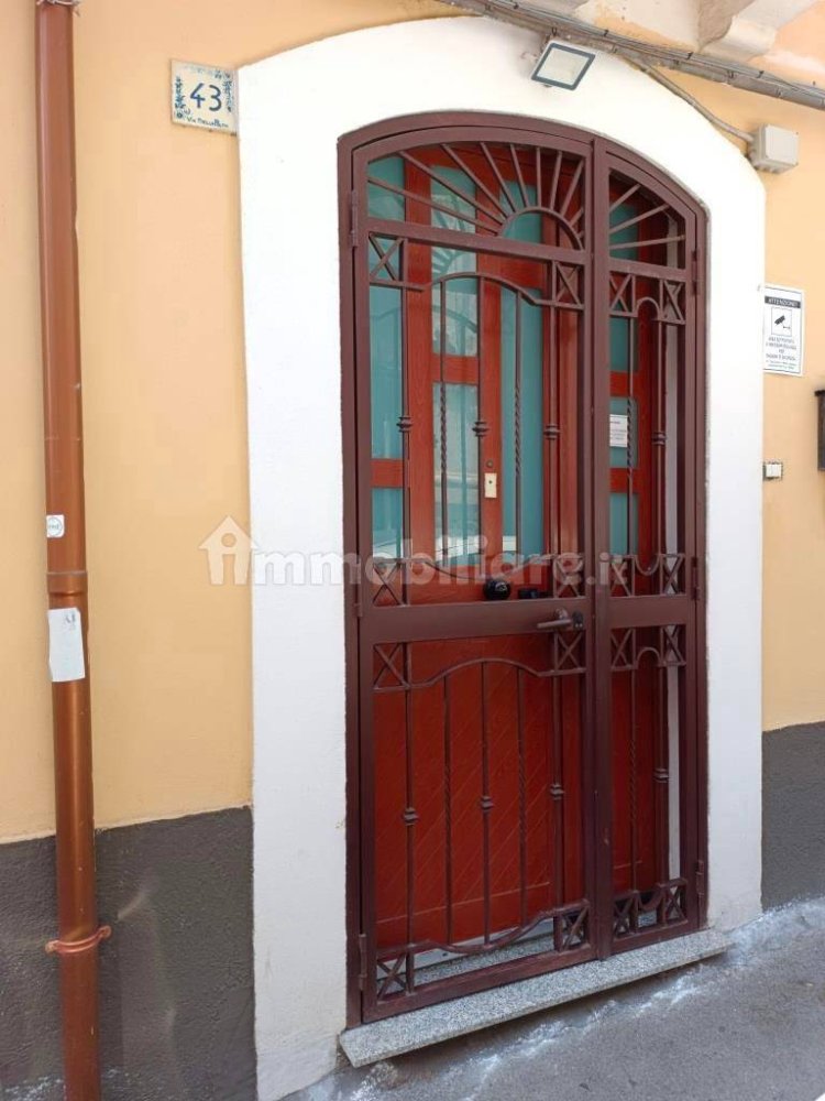 2 bedrooms Apartment in Catania, Italy No. 347119